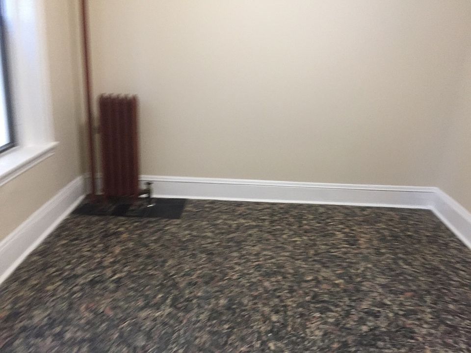 2nd image of 499 Park Dr