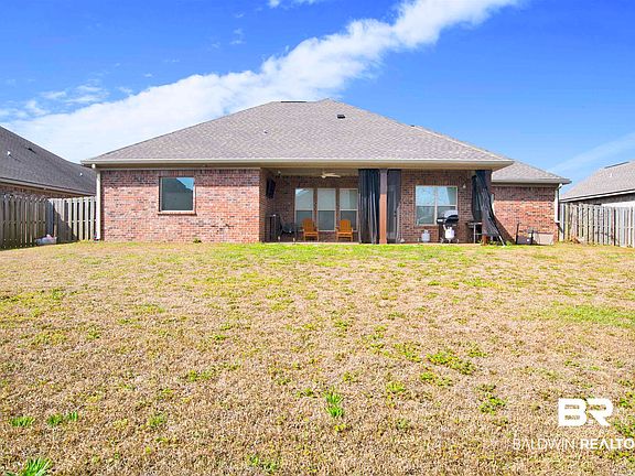4th image of 8715 Bainbridge Dr