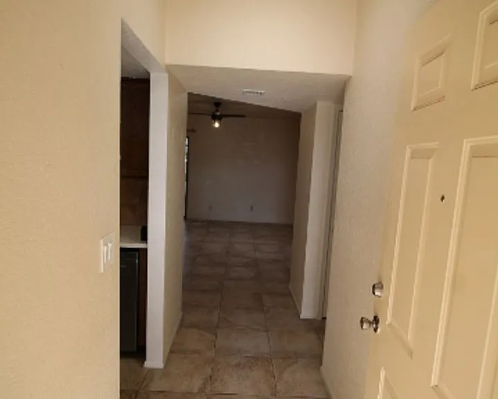 2486 N Ironwood Ridge Dr — Photo 4