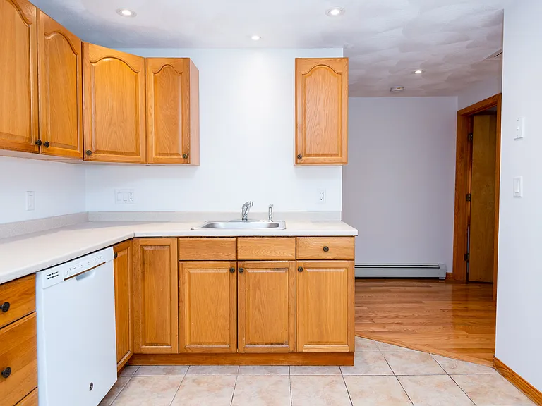 40 Rosewood Dr #40 — Photo 34