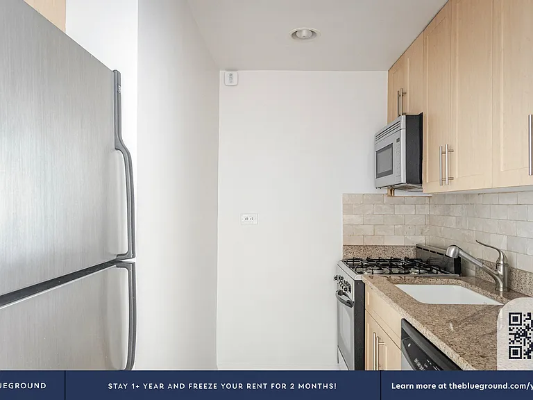141 E 33rd St #10F — Photo 7