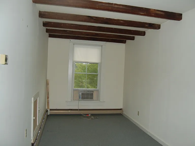 246 High St #202 — Photo 12