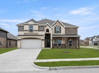 341 Loretta Ln, Burleson, TX 76028