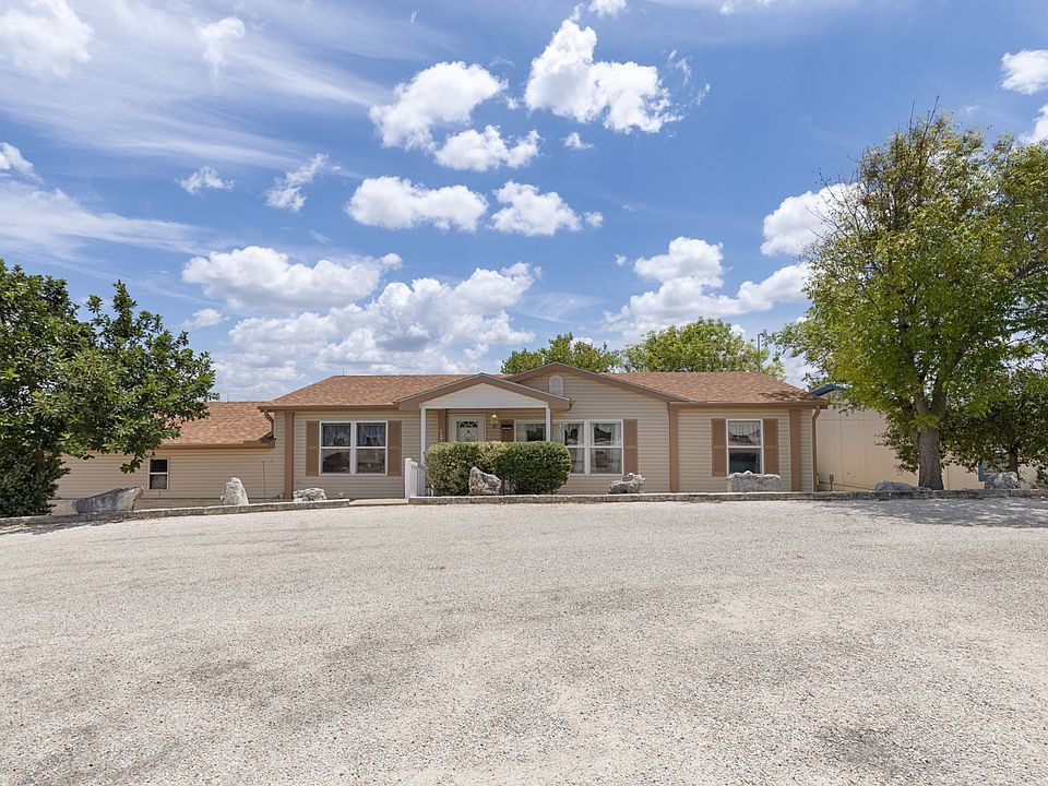 1st image of 500 Oak Ridge Rd #104