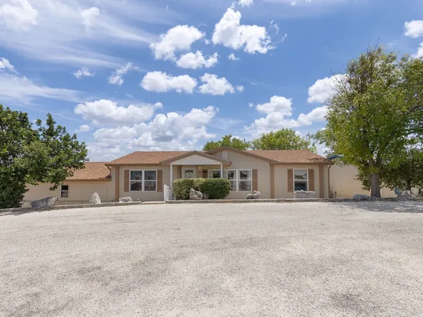 500 Oak Ridge Rd #104, Fredericksburg, TX 78624