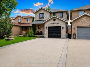 109 Noble Dr, Bradford West Gwillimbury, ON L3Z3B5
