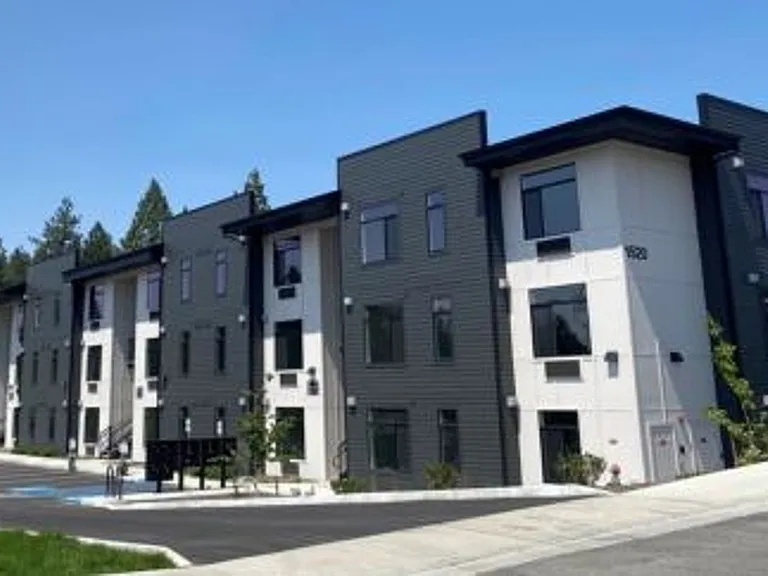 The Flats on Rustle — Photo 7