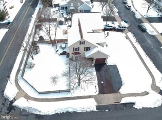 120 Packham Ct, Telford, PA 18969