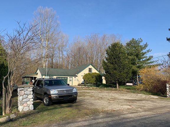 3rd image of 2791 Geneva Hwy