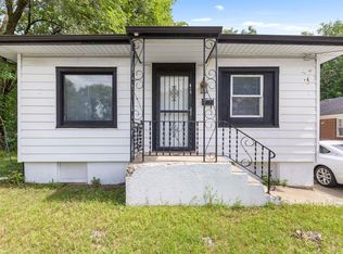 617 N Central Ave, Rockford, IL 61101