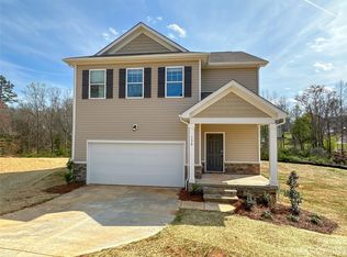 158 Lippard Springs Cir, Statesville, NC 28677