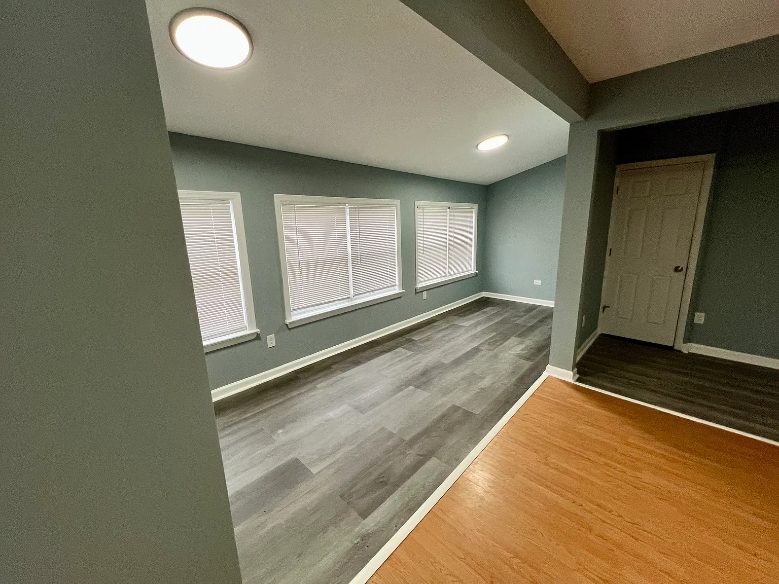 3 bed, 1320 sqft, $2,950 — Photo 4