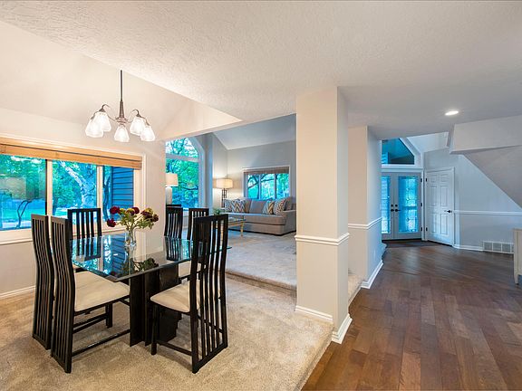 5th image of 5131 N East Meadows Dr