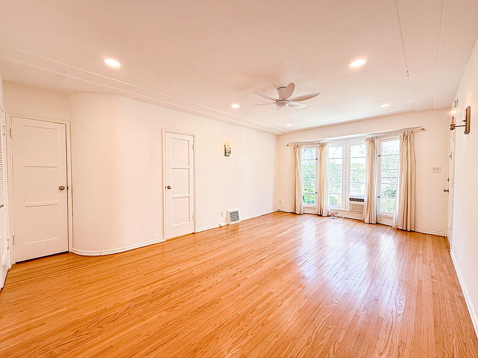 1st image of 633 S Ridgeley Dr #1
