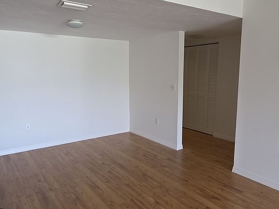 3rd image of 4119 61st Avenue Ter W APT 307C