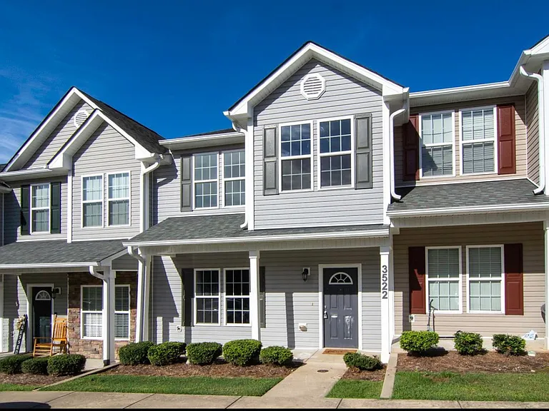 3522 Aldie Ct — Photo 2