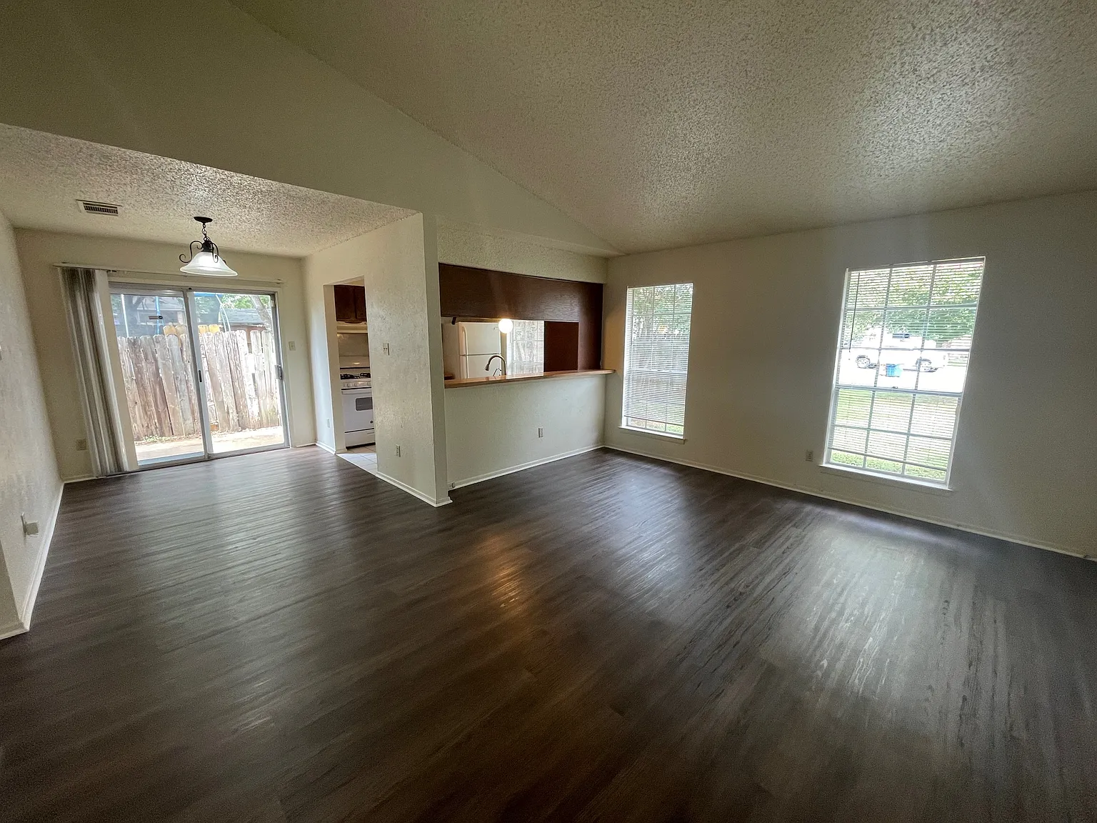 Woodstone Cove 7603 -- Bryan - Turn - B — Photo 3