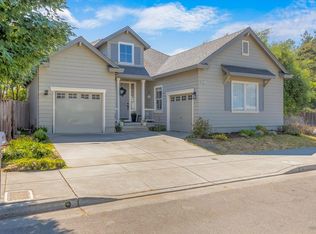 301 Hansbery Way, Santa Rosa, CA 95409