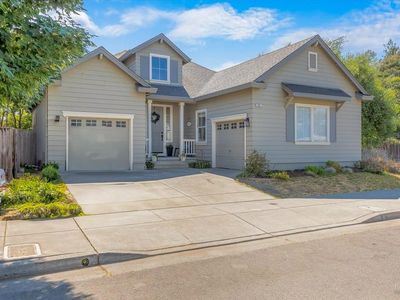 301 Hansbery Way, Santa Rosa, CA, 95409