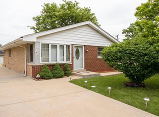 10214 Pacific Ave, Franklin Park, IL