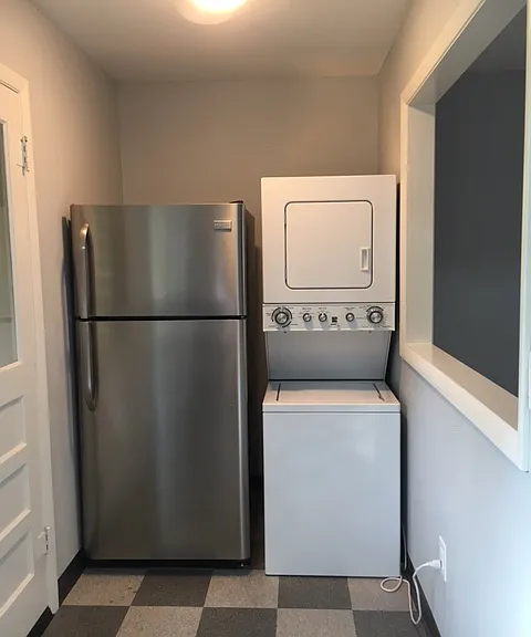 1753 N Garland Ave — Photo 6