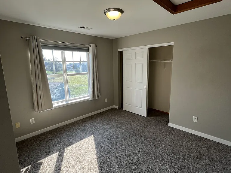 1341 Colony Ct — Photo 36