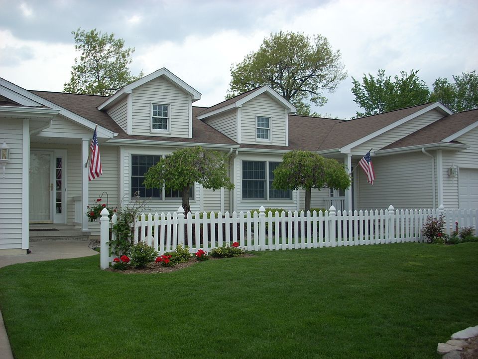1st image of 3243 Silverwood Dr