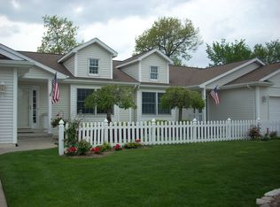 3243 Silverwood Dr, Saginaw, MI 48603