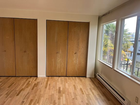 3rd image of 3136 Portage Bay Pl E APT B
