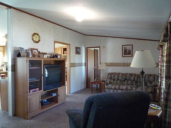 5th image of 37 Ashton Ln