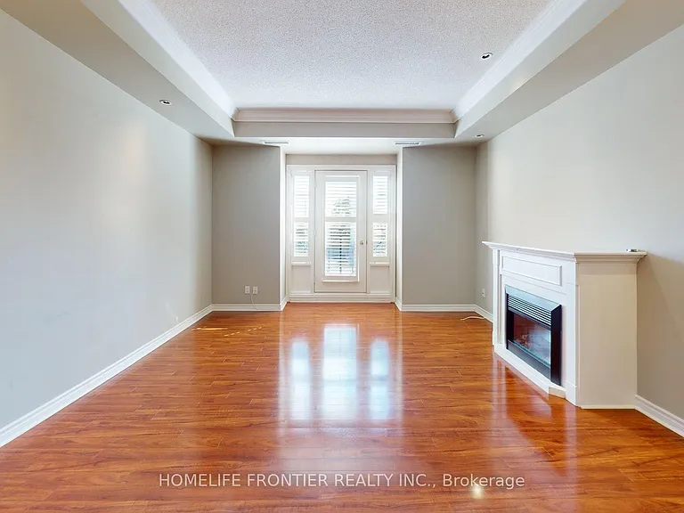 3351 Cawthra Rd #402 — Photo 8