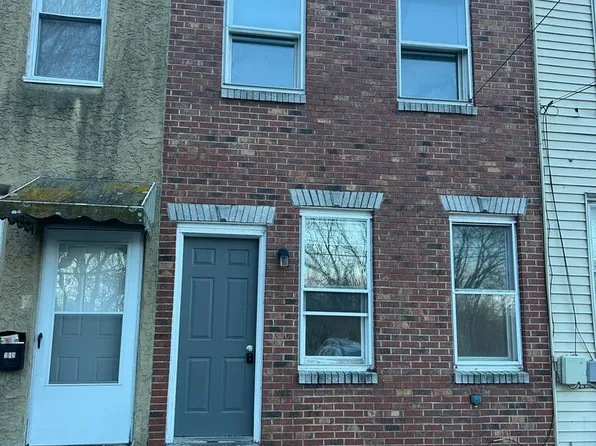 618 Clark St, New Castle, DE 19720