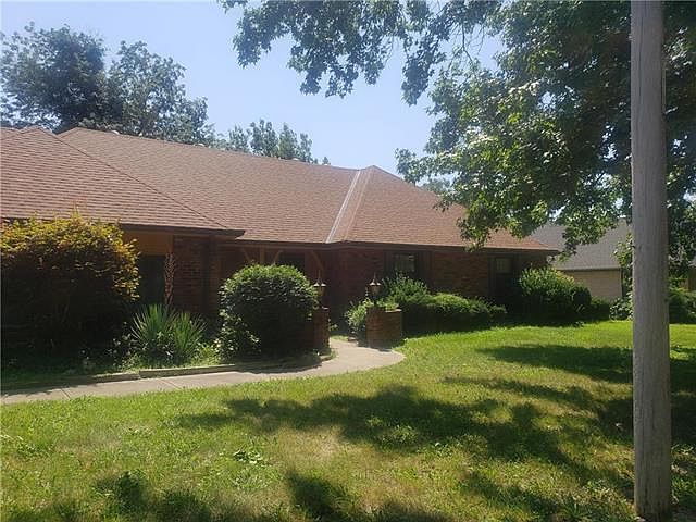1st image of 3121 Lister Blvd