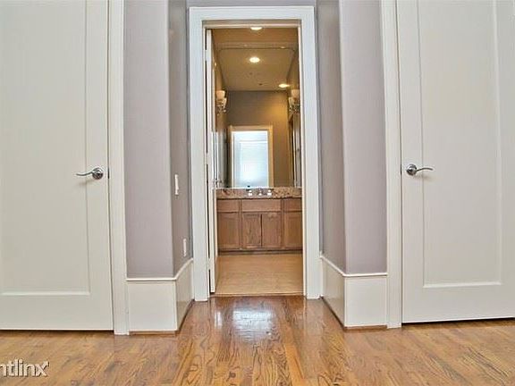 001_Building Photo - 1215 Rosedale St