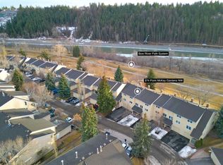 374 NE Point McKay Gdns NW, Calgary, AB T3B 4V8