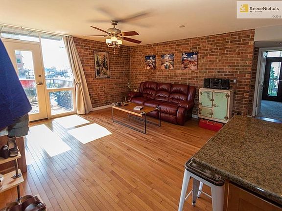 3rd image of 2933 Baltimore Ave #100