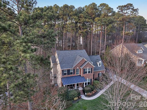 2nd image of 401 Brookridge Dr