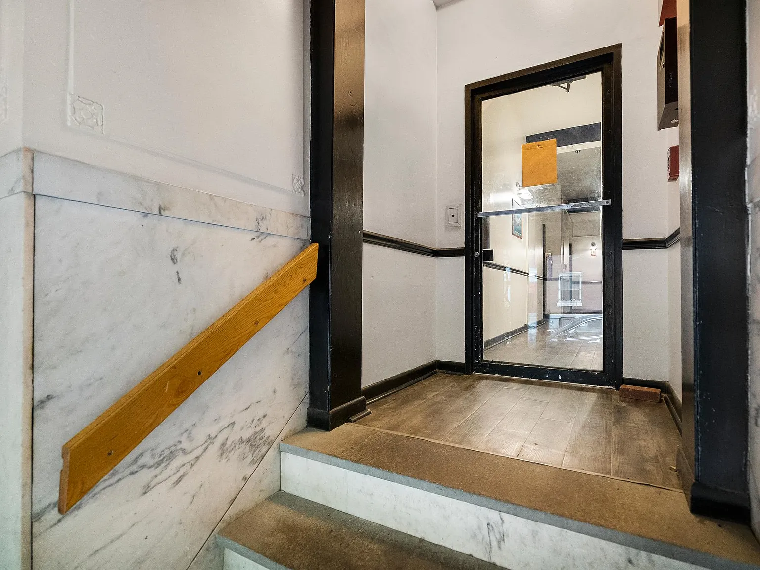 Beacon Hill Apartments — Photo 3