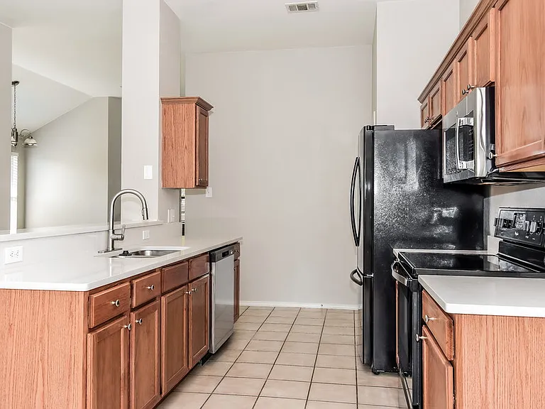 2022 Cobblestone Trl — Photo 7