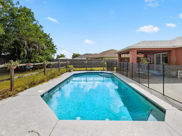 2472 SW Page Circle, Port St Lucie, FL 34953