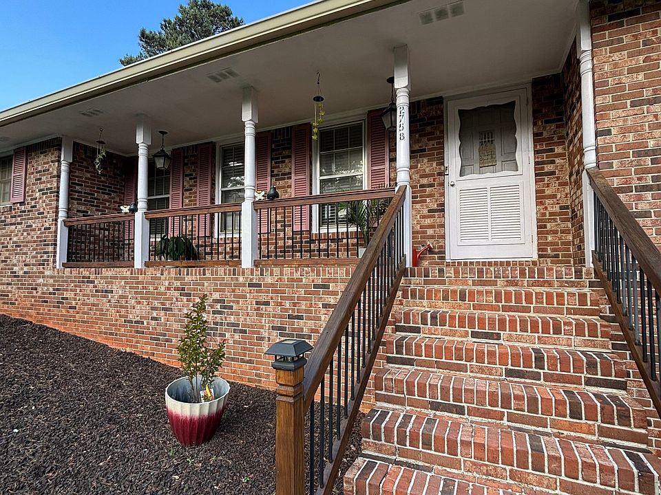 1st image of 2758 Hickory Ln