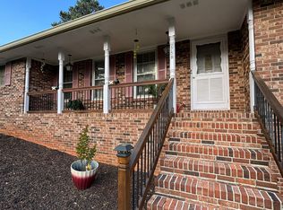 2758 Hickory Ln, Snellville, GA 30078