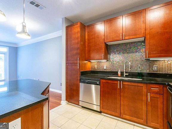 5th image of 400 17th St NW Unit 2118