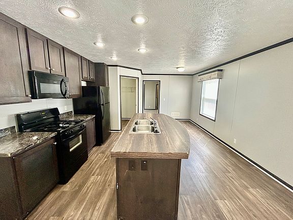 3rd image of 6543 E Hanna Ave #1a2