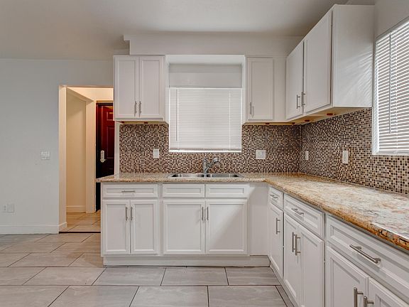 2nd image of 522 W 82nd St #522
