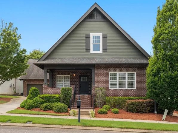 2411 Montauk Rd, Hoover, AL 35226