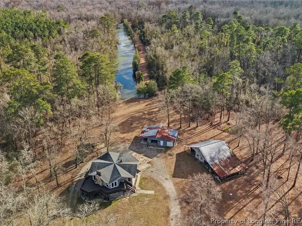 10765 Barker Ten Mile Rd, Saint Pauls, NC 28384