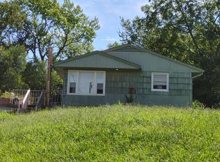 1833 S 49th St, Kansas City, KS 66106