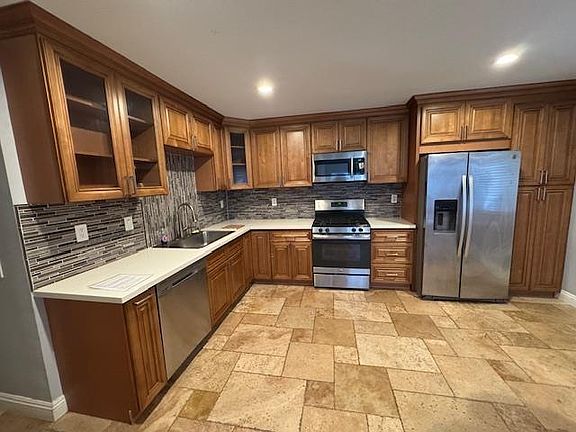 2nd image of 707 Shalimar Dr #3X2-3500