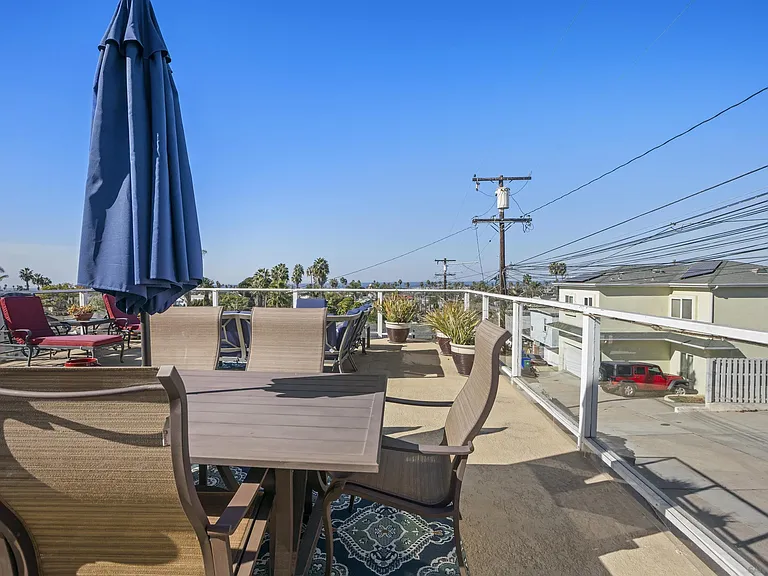 4614 Saratoga Ave — Photo 37
